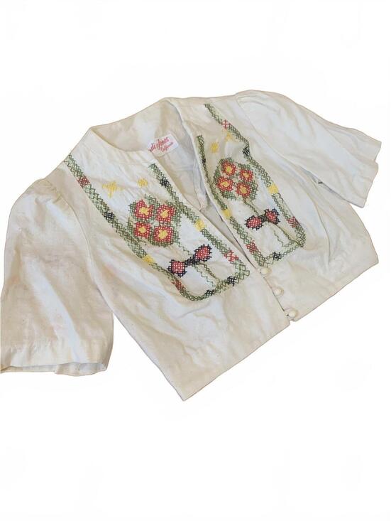 Tops - Vintage Andi Jones California Embroidered White Crop Jacket